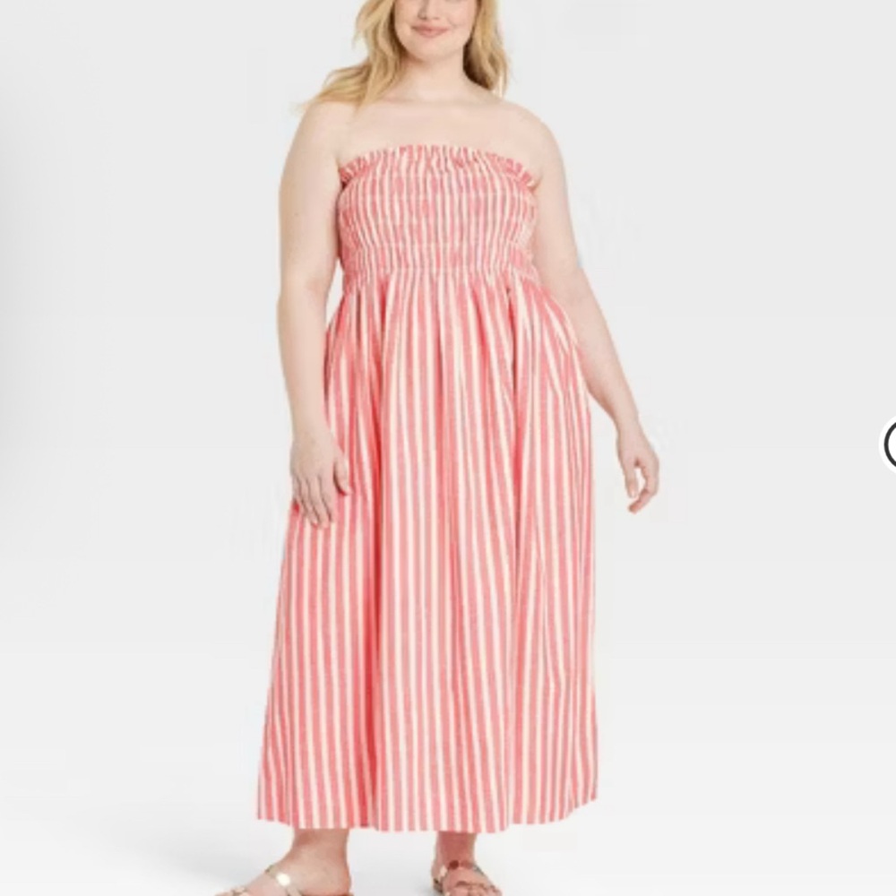 Universal Thread Coral and White Strapless Dress